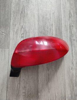 Zadní světla Peugeot 206 - 8