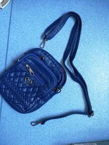 Nové - Měkká koženková crossbody kabelka - 8