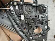 VW Touareg V6 245kW 2013 7P5 3,0TSI HYBR. - ZANOVNI DILY - 8