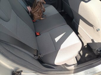 Focus  Hatchback, MK2, benzin 1,6i , 16V, 74kW, r.v.11/2006 - 8