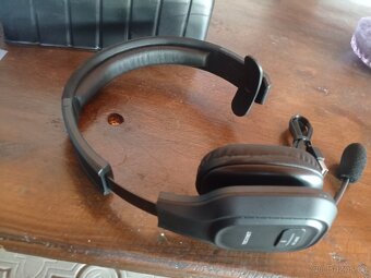 Bluetooth headset s mikrofonem. - 8