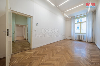 Pronájem kancelářského prostoru, 108 m², Praha - 8