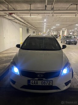 Kia ceed 1.6crdi 85kw 2011 - 8
