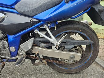 Suzuki bandit 600 S - 8