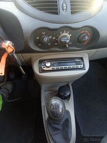 RENAULT TWINGO - 8