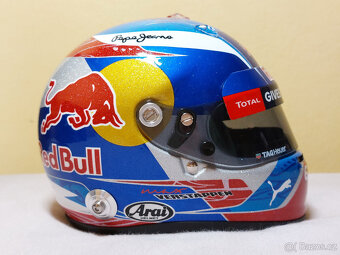 Max Verstappen 2016 Red Bull VC Španělska F1 helma 1:2 - 8