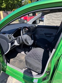 Kia Picanto - 8