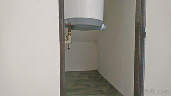 Pronájem 3+1, 55m2 (Nové Město, ul. Valdštejnská) - 8