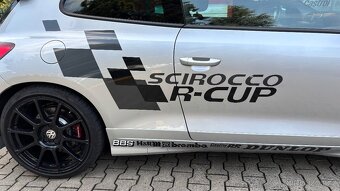 Volkswagen Scirocco 2.0 TDI SPORT - 8