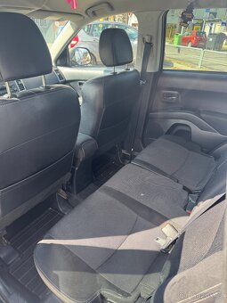 Peugeot 4007, 2,2HDi 115 kW, 4x4 - 8