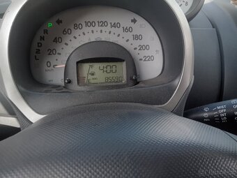 Prodám Daihatsu Sirion - 8