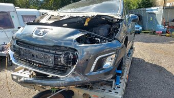 Peugeot 308 SW eHDI - 8
