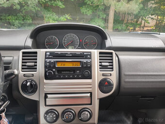 Nissan X-Trail 2,2 dCi 100kW 4x4 rok 2005 - 8
