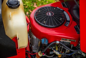 Silný sekací traktůrek Murray ( MTD ) 16 hp Vanguard 2 válec - 8