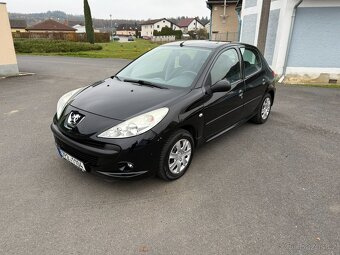 Peugeot 206+ - 8