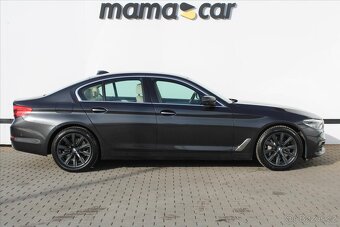 BMW Řada 5 530d xDrive 195kW HEAD UP ČR (2018) - 8