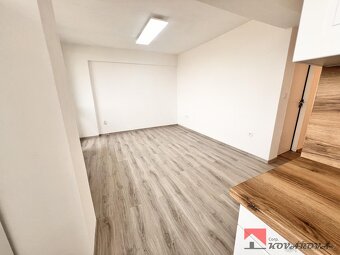Pronájem bytu 2+kk/L, 42 m2, Kralupy nad Vlt. okr. Mělník - 8