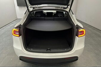 Tesla Model Y MY23, Long Range AWD,tažné, Berlin, DPH - 8