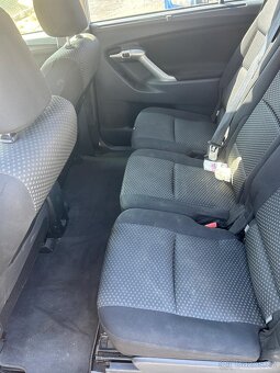 Toyota Verso 2,2 D-CAT 110 KW r.v.2011. - 8