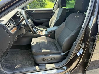 Škoda Superb Scout 4x4 2.0 TDi 140kw m.ř.2021 WEBAST matrixO - 8