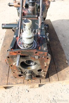 Zetor 7211 7711 7245 7745 převodovka - 8