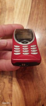 Nokia 8210 top stav nového kusu - 8