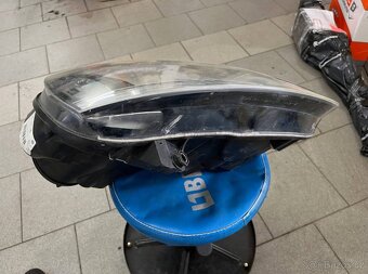 VW Golf V přední světlomety originál - 8