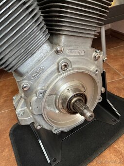 Motor Revtech 88” - 8