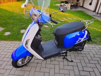 Prodám skútr ZNEN Dream 125 ccm – jako nový, pouze 997 km - 8
