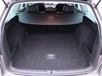 Volkswagen Passat 2,0 TDI DSG 4Motion Highline (2012) - 8