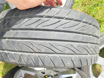 Kola, pneumatiky a rozšiřovací podložky na Smart ForTwo - 8