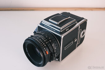 Hasselblad 501 C/M, 80mm CFE, A12 - 8