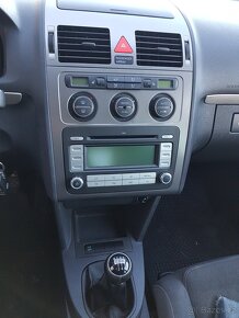 Volkswagen Touran 1.4TSI HIGHLINE - díly z vozu - 8