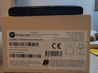 Motorola ThinkPhone Carbon Black - 8