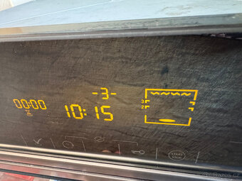 Vestavná MW trouba Hotpoint Ariston Experience - 8