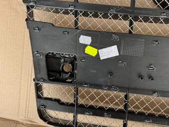 maska grill Audi A8 D4 4H0 lift W12 nová originál - 8