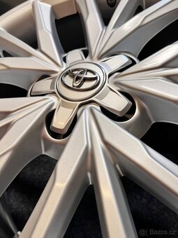5x114,3 R17 Toyota Corolla Alu disky - NOVÝ STAV - 8