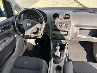 Volkswagen Caddy Maxi 2.0 TDI Life, 7 míst - 8