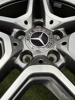 Originál alu kola Mercedes CLA R18 AMG letní - 8