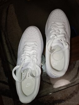 Dámské boty NIKE Sneakersy CourtVision - 8