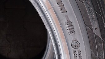Prodám 2 x letní pneu Continental 255/45/19 - 8