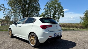Alfa Romeo Giulietta 2.0 JTDm, edícia TROFEO - 8