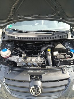 VW FOX . 1.2 HTP NAJETO 110000 KM rok:2012 - 8