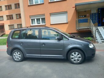 Volkswagen Touran 1.9 tdi kw 77 rok 2006 - 8