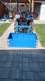 Transportní box hydraulicky sklápateľný za malotraktor - 8