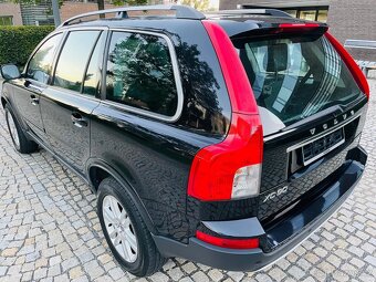 Volvo XC90 2.4 D5 AUTOMAT 1.MAJITEL VÝHŘEV SERVISKA - 8