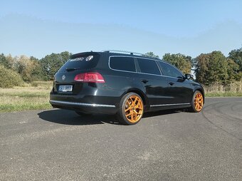 VW Passat B7 Combi 2.0 TDI 103 kW Highline - 8