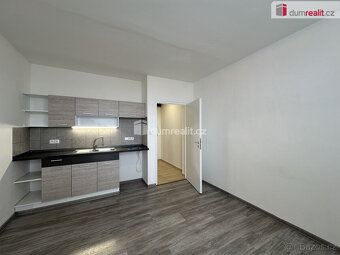 Byt 1+kk, centrum Břeclavi - 8