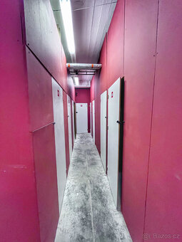 Pronájem zabezpečených skladovacích prostorů a minikójí - 8