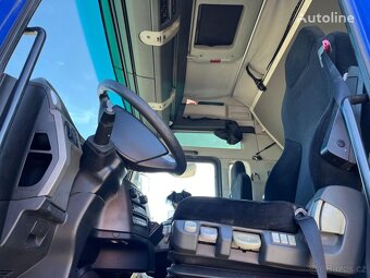 MAN TGX 18 440 EEV interiér - 8